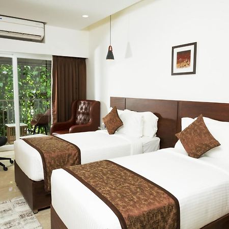 The Runway Hotel Kochi 外观 照片