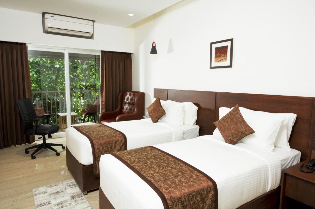 The Runway Hotel Kochi 外观 照片
